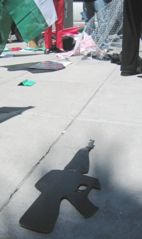 LibsVsDems's tweet image. was hot