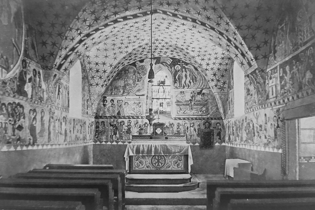 Gotische Fresken in der katholischen Kirche von Strehlitz bei Schweidnitz.