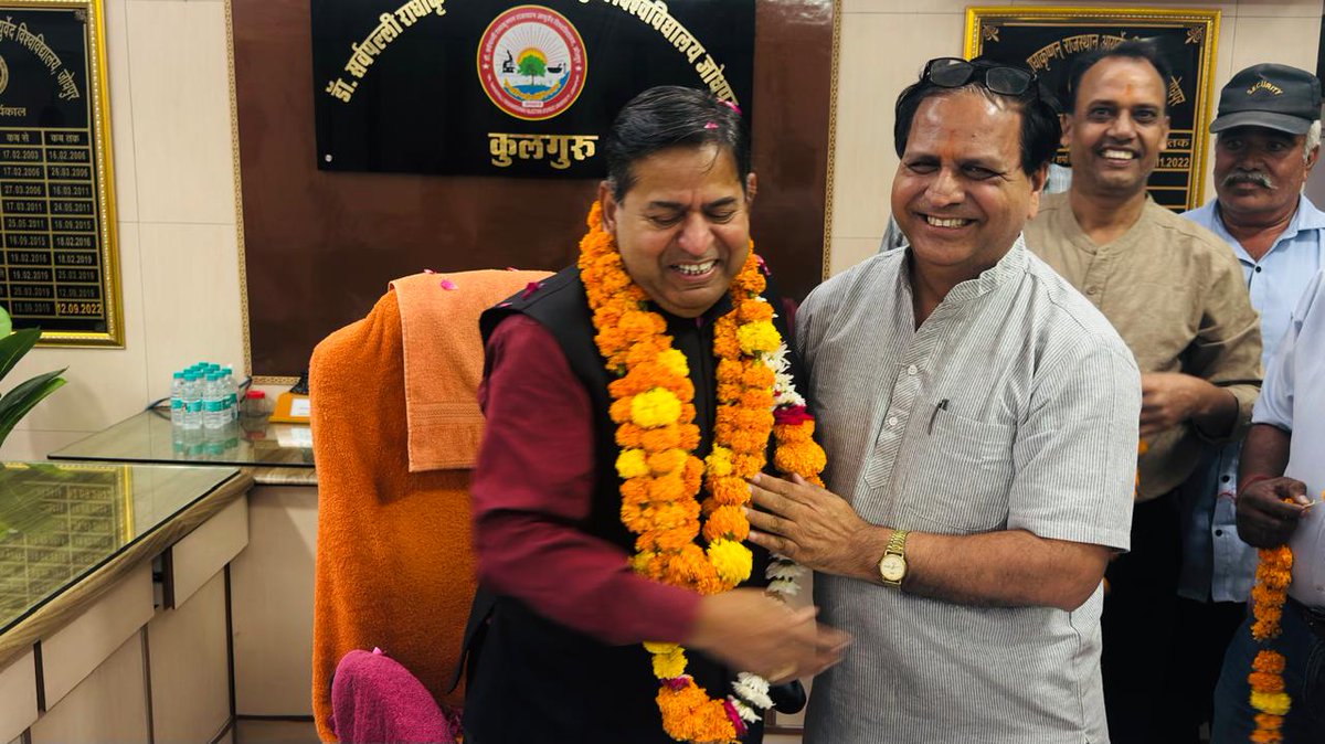 Prof. (Dr.) Govind Sahay Shukla is appointed Vice Chancellor of Dr. Sarvepalli Radhakrishnan Rajasthan Ayurveda University, Jodhpur.

Professor Shukla assumed charge as Vice Chancellor of Dr. S. R. Rajasthan Ayurved University Jodhpur 

<a href="/ncism_india/">NCISM</a> <a href="/PMOIndia/">PMO India</a> <a href="/RajCMO/">CMO Rajasthan</a>