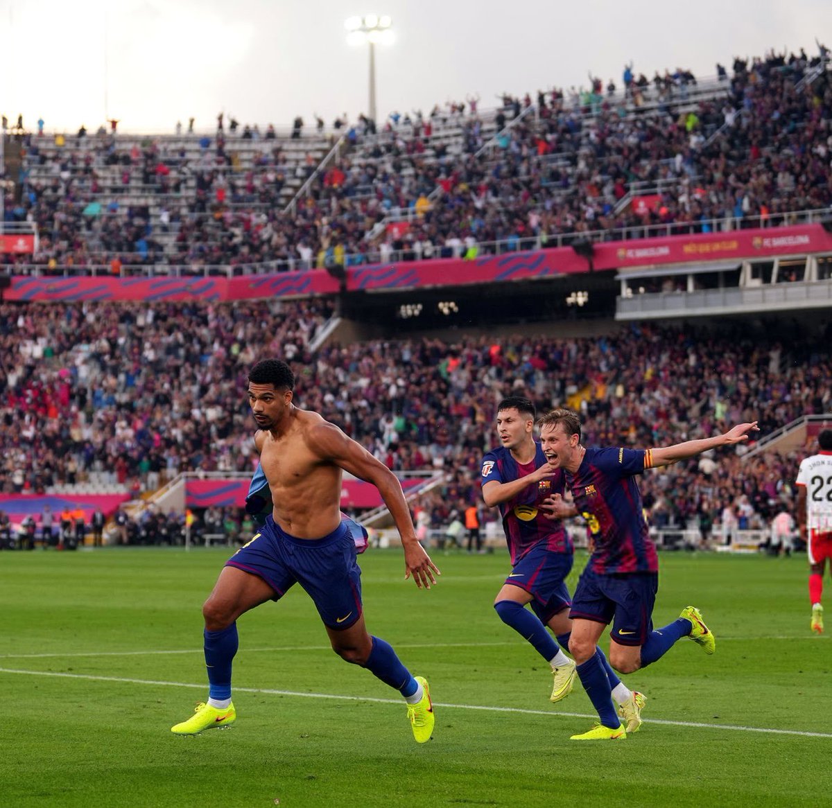 NUESTRO EQUIPO, NUESTRA FAMILIA 💙❤️