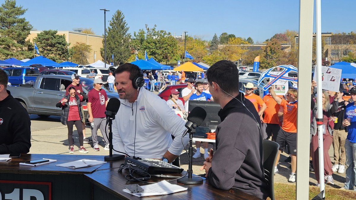 D3football.com tweet media