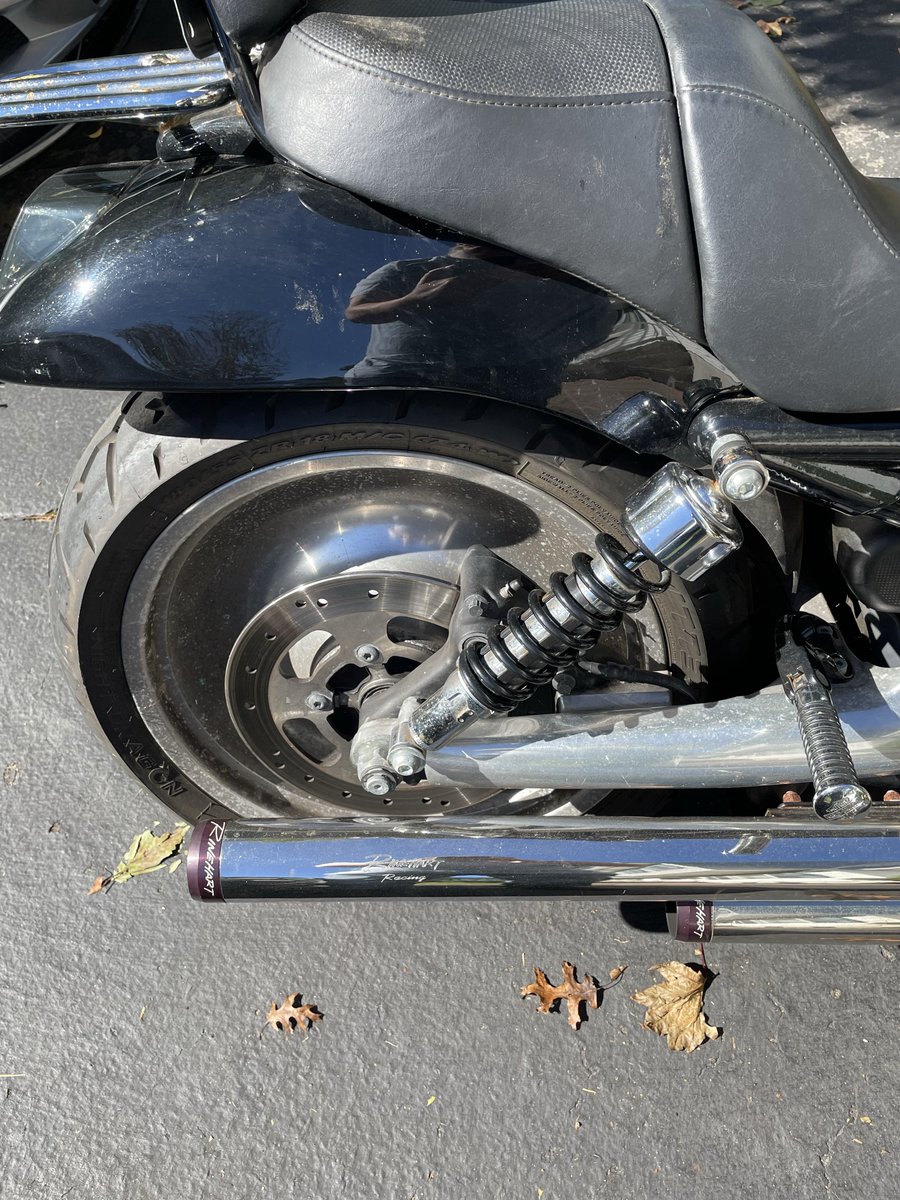 dps22's tweet image. 2005 Harley Davidson V-Rod in “B” black out package.  8700 miles. Needs nothing. Normal wear $7000. Can be shipped. Single key / Fob.