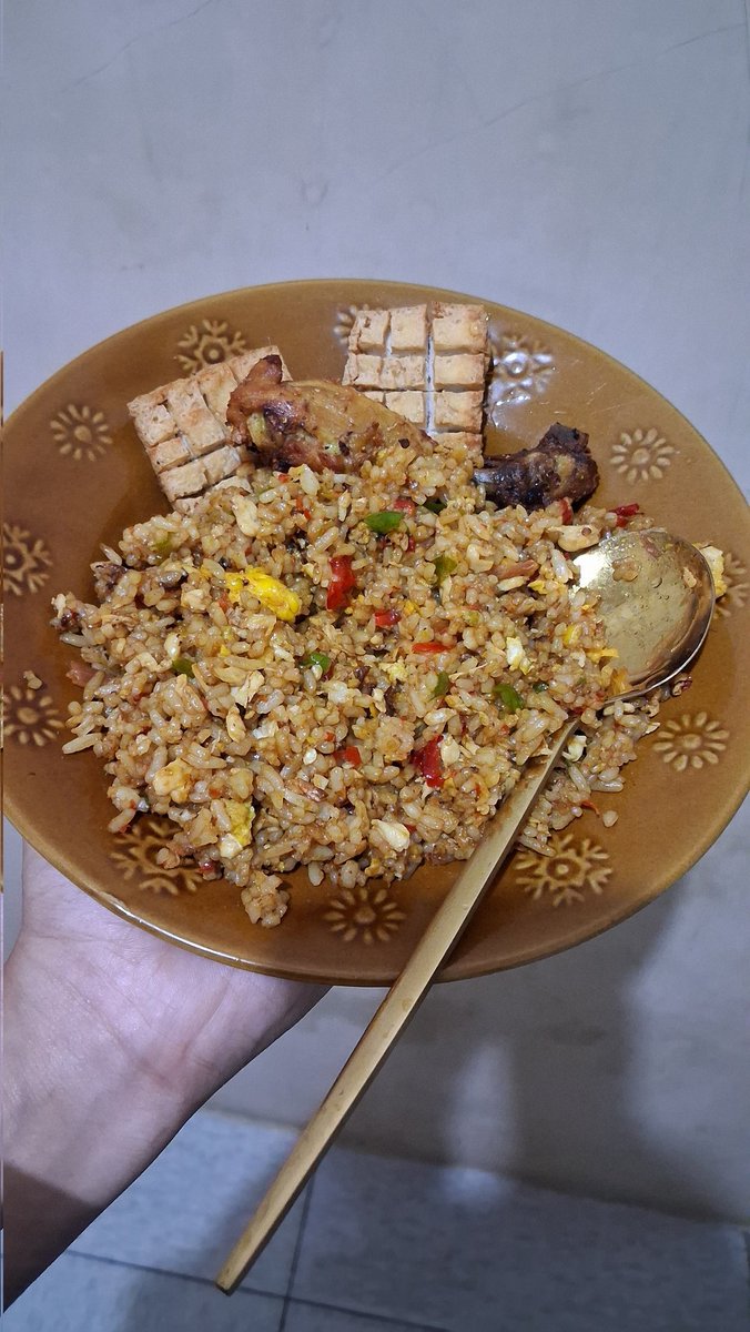 Walaupun gosong dikit tetep enak kok😭