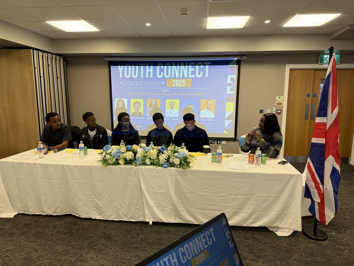 UK-Youth connect young panellists shared theirs experiences with audience how their participation in community engagement,their own country Rwanda  culture and opportunities in Rwanda.
<a href="/RwandaInUK/">🇷🇼Rwanda in UK 🇬🇧🇮🇪🇲🇹</a> <a href="/BusingyeJohns/">Busingye Johnston</a> <a href="/RwandaMFA/">Ministry of Foreign Affairs & Int'l Cooperation</a>