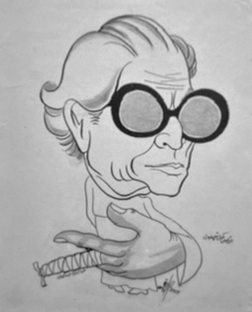 #الزعامة_المارونية_من_فوق_لتحت
- اضمحلال نفوذ الموارنة اسبابه منهم وفيهم ..
- تقاتل تحوٌَل الى عداوات ، وتسويات اندثرت كاوراق الخريف ..
- غياب كامل للاستراتيجيات ، وانعدام رؤيا  ..
- هجرة ادمغة ولهاث وراء المُهاجر لكسب صوته وامواله ومعارفه ..
- انه مرض عضال يفتك بما تبقى منهم ..