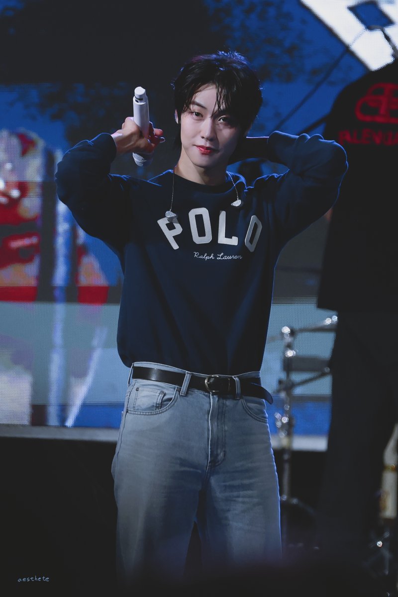dearest_nf's tweet photo. 251018 금천하모니축제
#엔플라잉 #NFlying
#이승협 #LeeSeungHyub
https://t.co/0XsY9EeGsS
https://t.co/WFsUHkZ5qd https://t.co/AwcrNqV7Cb
