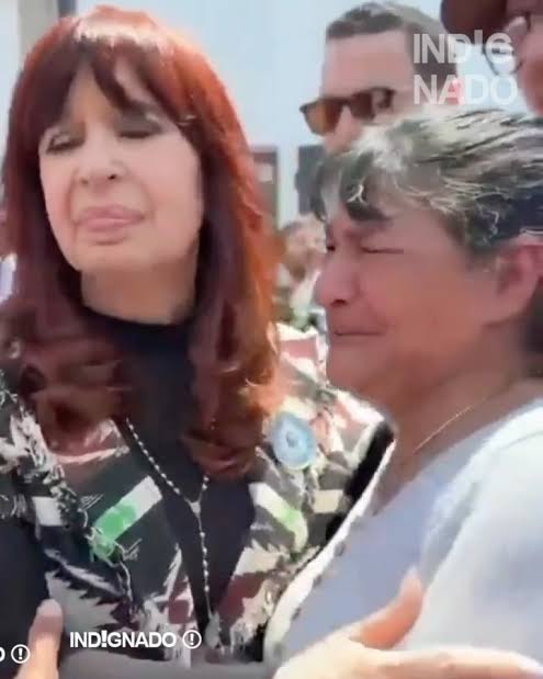 QUIEN TE QUIERE PROSPERO Y LIBRE 🇦🇷💜/ QUIEN TE ODIA Y TE QUIERE CAGANDO EN UN BALDE ✌🏾💀