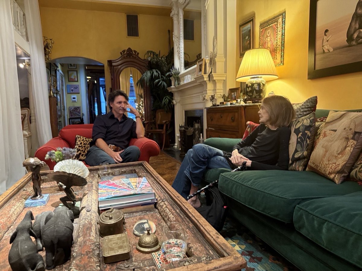 Justin Trudeau tweet media