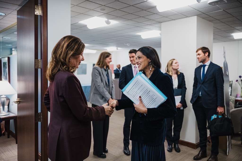 🇺🇸 À #Washington, en marge des Assemblées du FMI et de la Banque mondiale, j’ai participé, avec mes homologues 🇺🇸 🇬🇧 🇩🇪 🇯🇵 🇨🇦 🇮🇹, à la ministérielle Développement du #G7.

🌍 Réforme du multilatéralisme, partenariats équilibrés, mobilisation du privé : au travail pour une