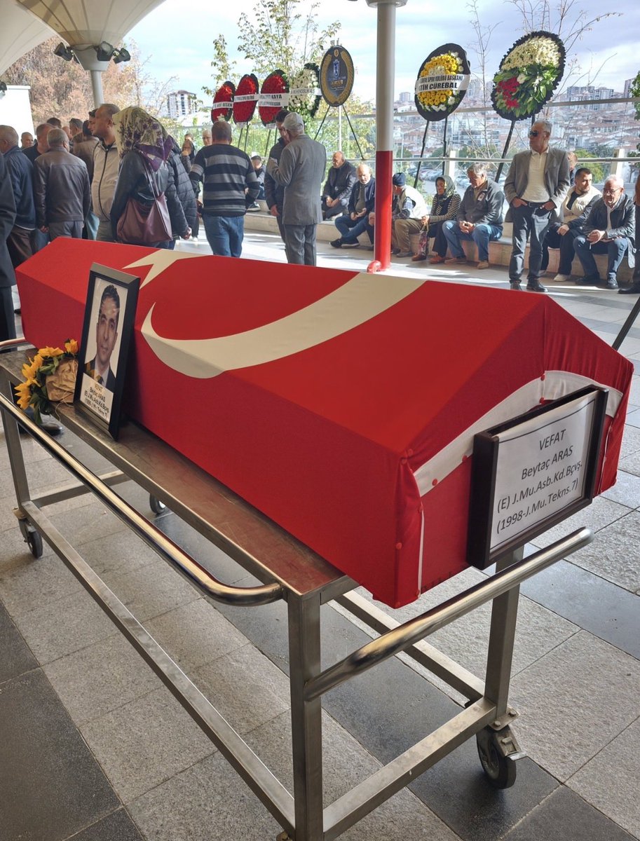 ALLAH gani gani rahmet eylesin.
<a href="/aykutrsa/">beytaç</a> 

Borsa malesef öyle bir sistem ki , herşeyi kazanabilir veya herşeyi kaybedebilirsiniz . Bunu kendiniz seçeceksiniz.