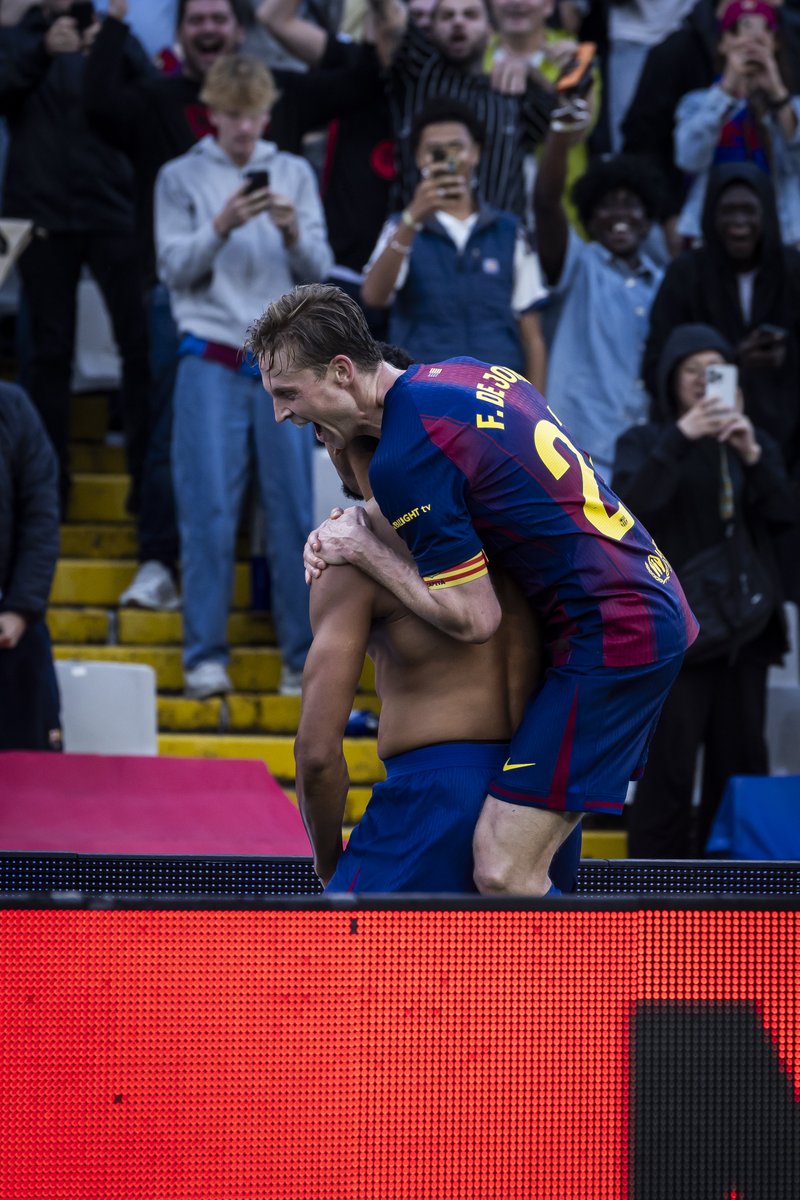 FCBarcelona_cat's tweet photo. U RU GUA YO. https://t.co/5kJESFPevl