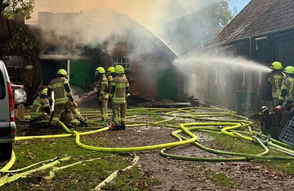 F3 Y Brennt Wohnhaus Gemeinde Rastede

Zwei Personen gerettet