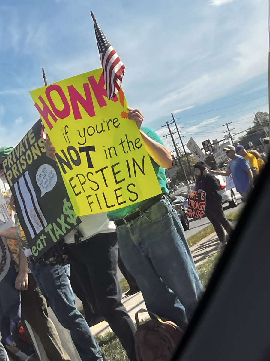 Fight back America! #NoKingsDayOct18th