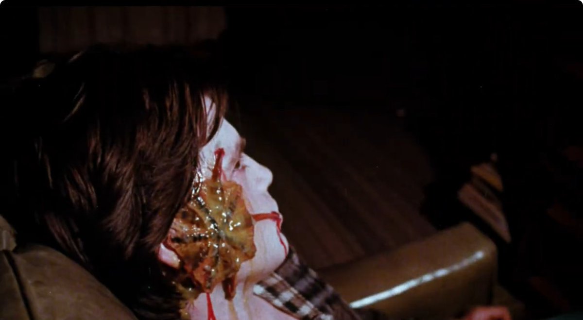 HorrorCriticCom's tweet photo. Some of @LisaMarieBowman's horror film reviews make you LOL, and this one is no exception. Her humorous quips are plentiful in her review of Without Warning (1980) about a bloodsucking starfish alien that arrives on Earth and stalks and kills humans. https://t.co/M2c7cpXTJR https://t.co/7FGlfhKZ2C