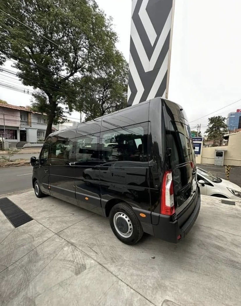 diego_samu_356's tweet photo. MINIBUS RENAULT TURBO DIESEL AÑO 2026 0km, PARA TRANSPORTAR 16 PASAJEROS 🤩
PRECIO: 49.990 USD
Contamos con todos los repuestos del representante, garantía de 3 años
https://t.co/8gFzR50vG5 https://t.co/GYSvcvONRs