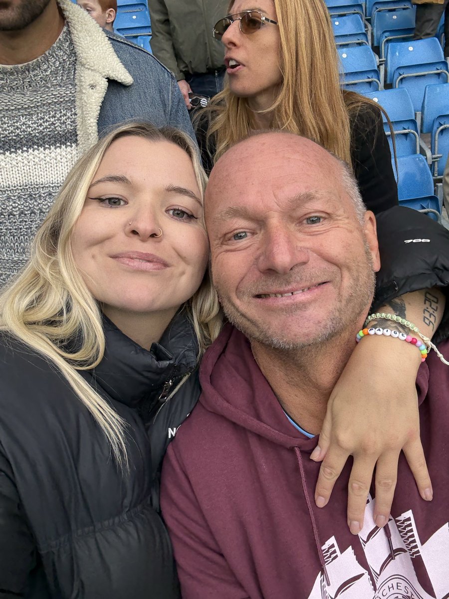 charlottesleet's tweet image. Citehhhhhh 🩵🩵🩵