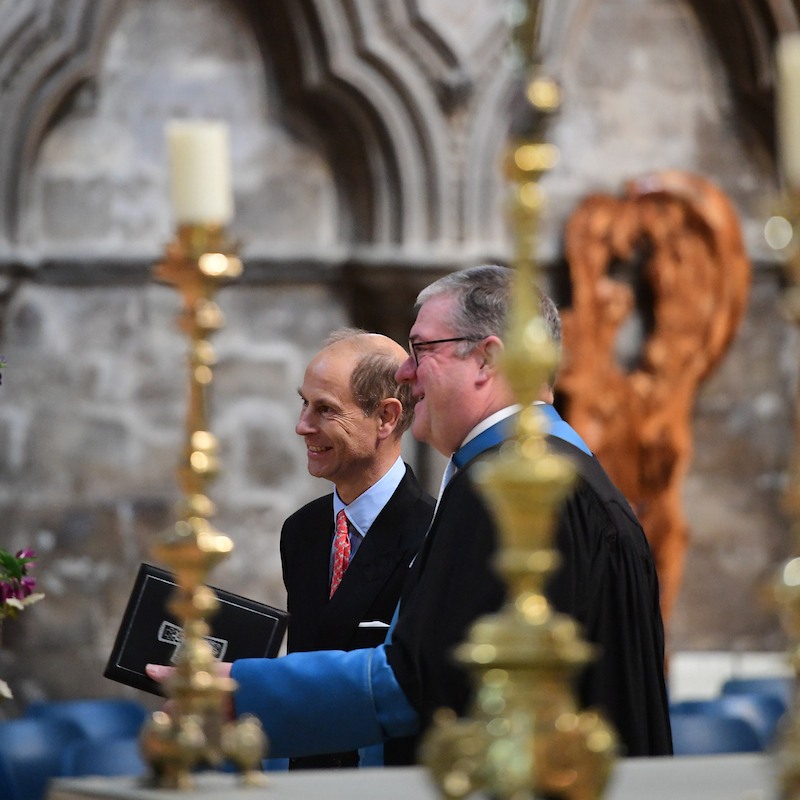 The Dean of Lincoln was delighted to welcome His Royal Highness The Duke of Edinburgh to Lincoln Cathedral.
During his visit, The Duke was given a tour of the Cathedral by the Very Revd Dr Simon Jones, Dean of Lincoln. 

📸Lincoln Cathedral