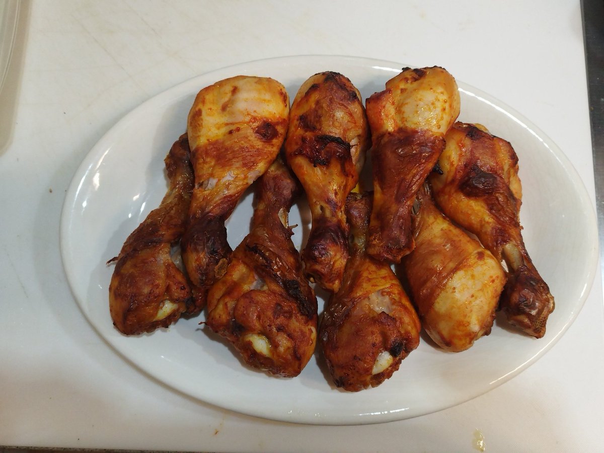 Zeit für das Abendessen.
Ich wünsche euch Guten Appetit