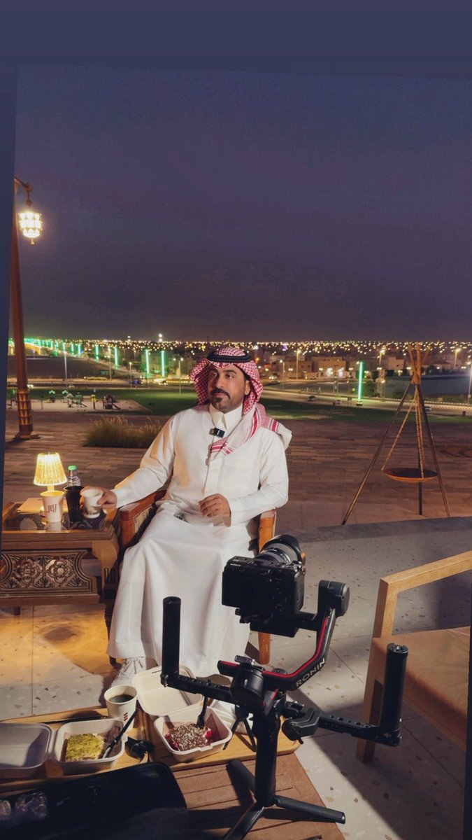 بحمد الله، انتهيت من تصوير الفيلم الوثائقي بعد أربعة أيام من العمل،وفي ستة مواقع تصوير، يتناول سيرة حياتي، وعوالم القانون والسفر والترحال، ومجموعة الرحالة العرب ومؤسسها رحمه الله، ونادي الرحالة العرب.
الفيلم برعاية فرع الاتحاد العالمي للسفر والسياحة في الشرق الأوسط وشمال أفريقيا.