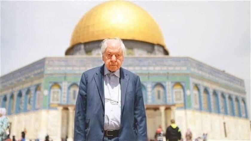 Direniş varoluşun deneyidir.”
”Yürüyecek miyim? Karar. Adımların tadını bir aldı mı, hiç bırakası gelmiyor insanın.”
”Biz, yitire yitire kazandık kendimizi…”
”Kudüs’süz ve İstanbul’suz Aşk yoktur…”
#NuriPakdil

Vefatının sene-i devriyesinde Ruhu şad, mekanı cennet olsun…