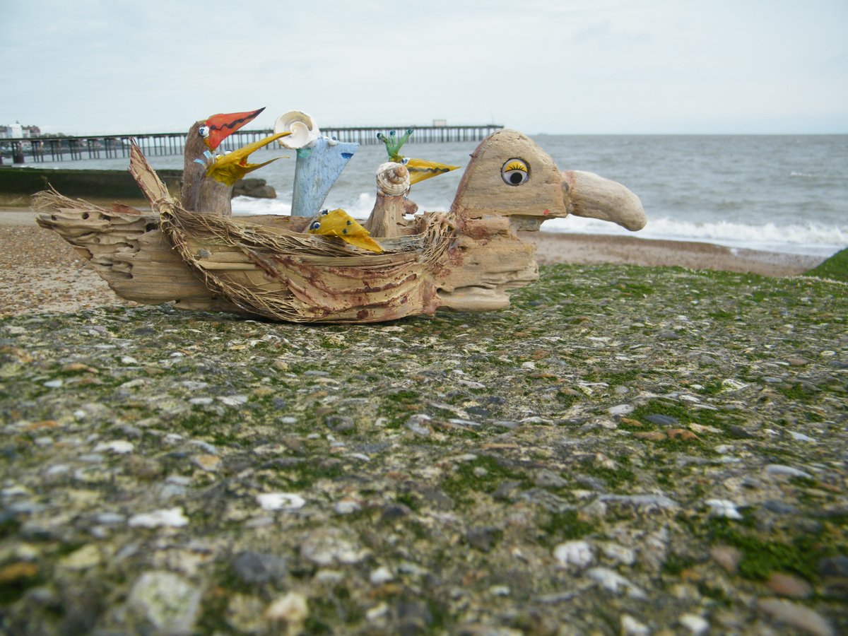 jonnyald's tweet photo. down at Felixstowe beach #driftwood #art #ark #thirty #pounds #etsy #shop #moonpriest #interesting #textures #fulmar #seabird #lifesgreat #suffolk #coast https://t.co/n8O7vd5F9R