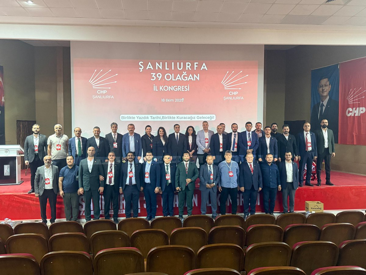 Şanlıurfa 39. Olağan İl Kongresinde güven tazeleyerek yeniden İl Başkanı seçilen Sayın Ferhat Karadağ’ı ve yönetimini tebrik ediyor, yeni dönemde başarılarının devamını diliyoruz.
Partimize ve Şanlıurfa’mıza hayırlı olsun. <a href="/karadagferhatt/">Ferhat KARADAĞ</a> <a href="/sanliurfa_chp/">Cumhuriyet Halk Partisi Şanlıurfa İl Başkanlığı</a> <a href="/melisaugrass/">Melisa Uğraş</a>