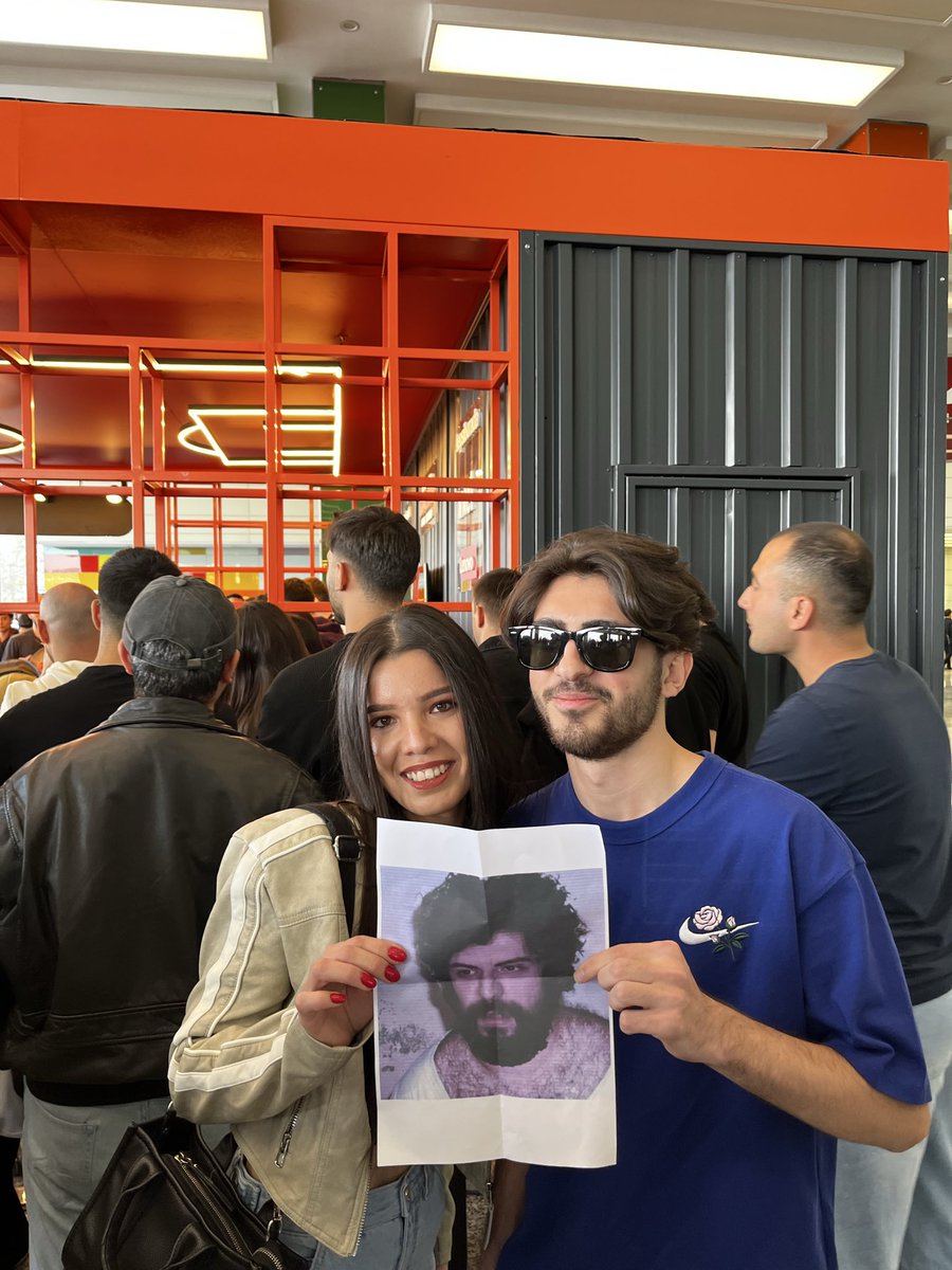 fekfarkyok's tweet image. 