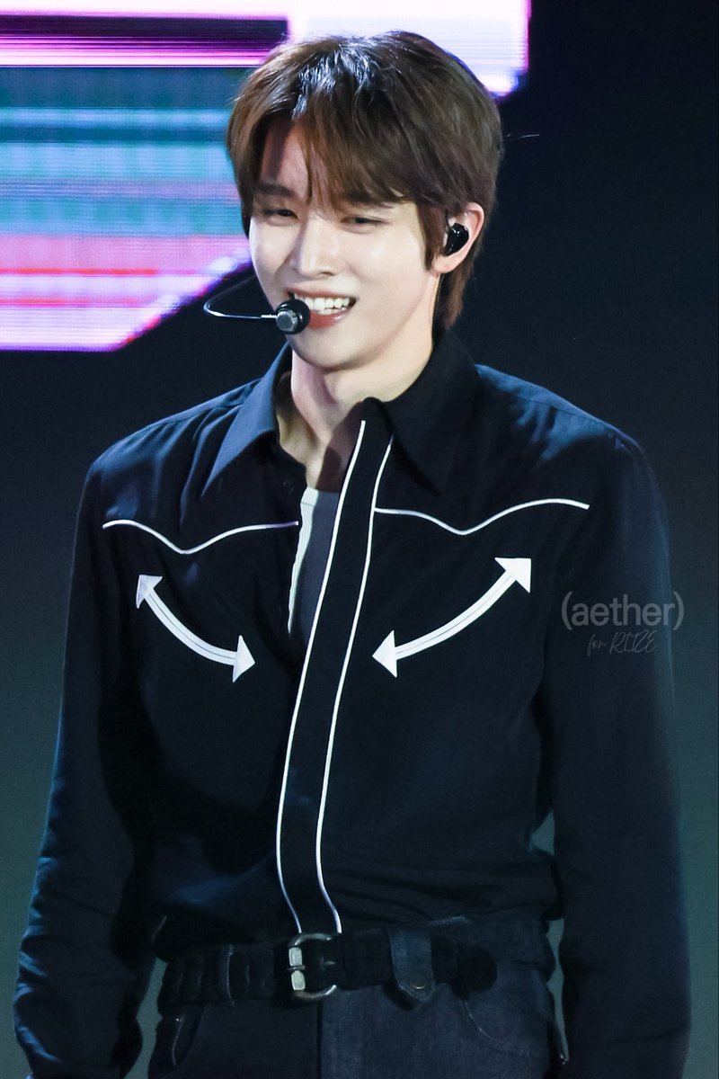 Aether010913's tweet image. 251018 #버추얼라이브페스티벌 

#SUNGCHAN #ソンチャン #성찬 
#RIIZE #라이즈

붐붐베 설명중 🎶