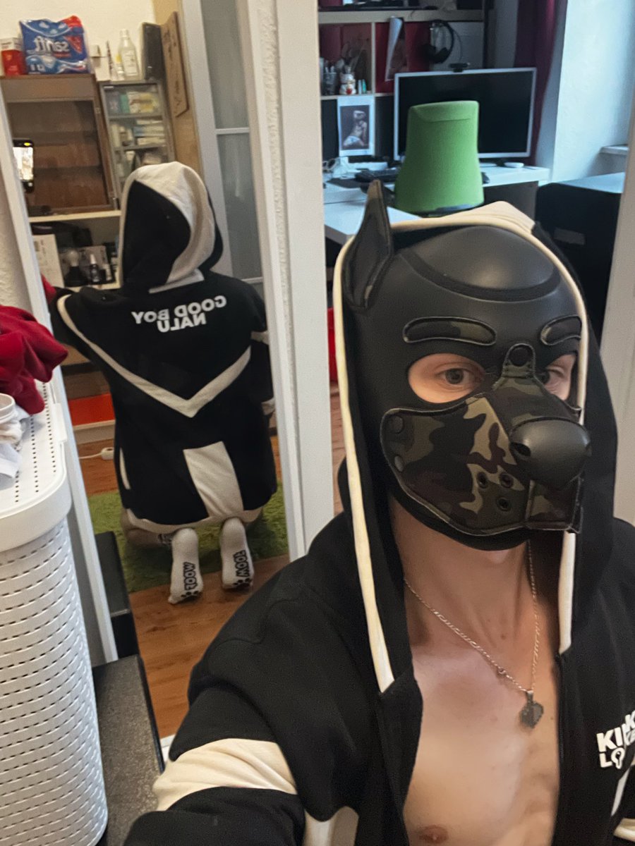 Awrrrr 🐾🖤 Woof 🐶