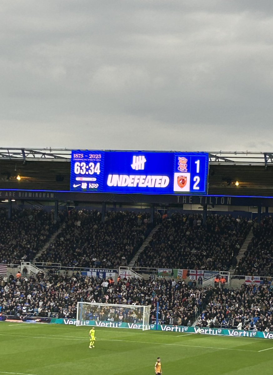 harvsanderson2's tweet photo. Need some new sponsors lads x #undefeated #bcfc #hcafc https://t.co/t1trjzSy3c