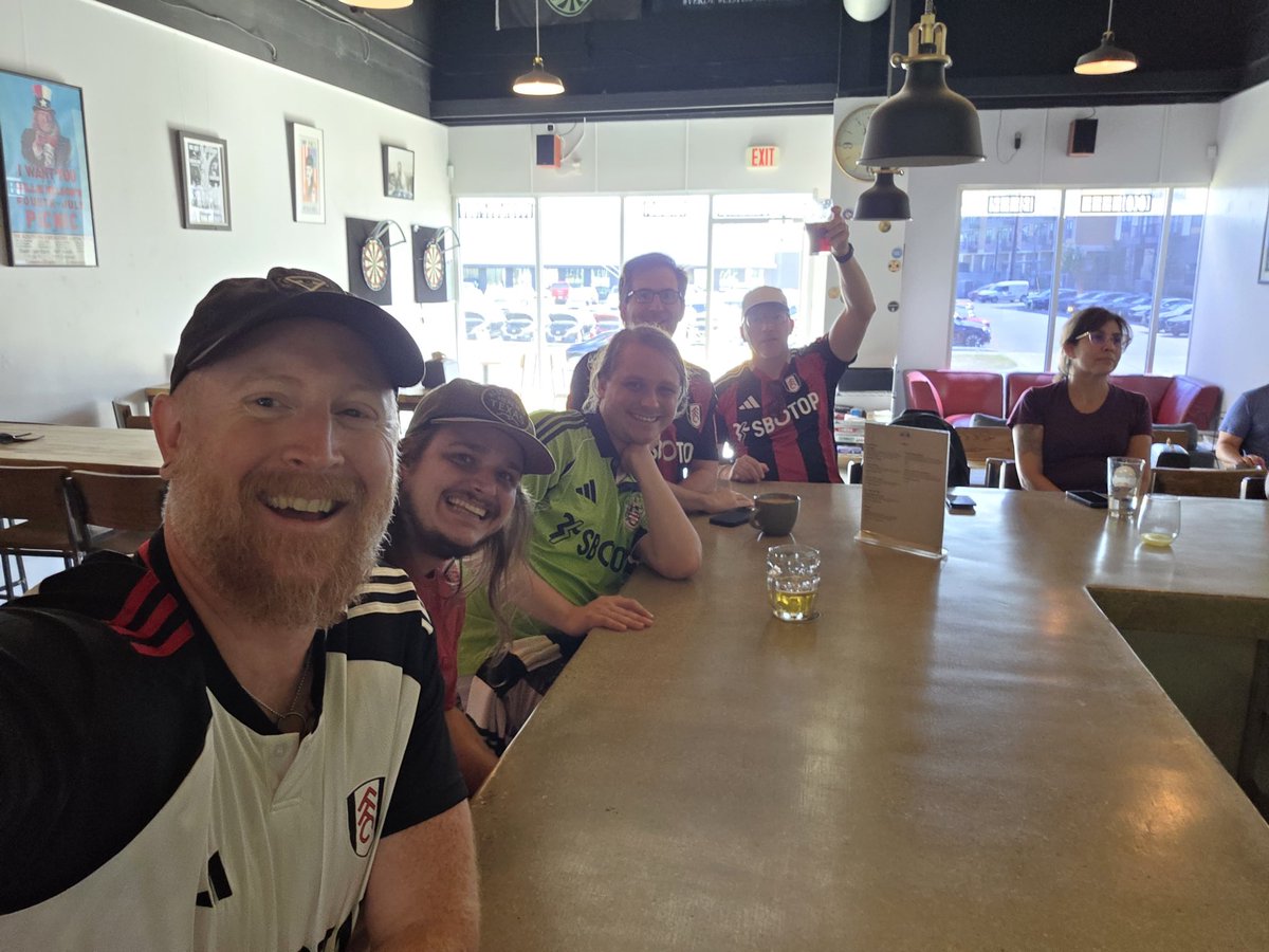 FulhamTexas tweet media