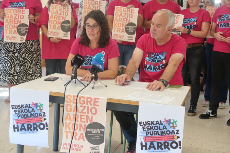 Eskola publikoa, segregazioaren aurkako irtenbide bakarra, gaur Ordizian aldarrikatu dutenez
goierri.hitza.eus/2025/10/18/esk…