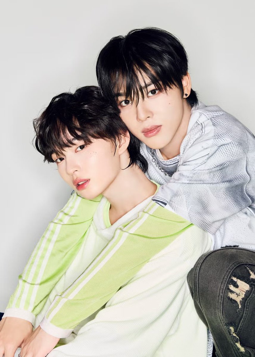 I vote for #KickFlip at #2025MAMAVOTE