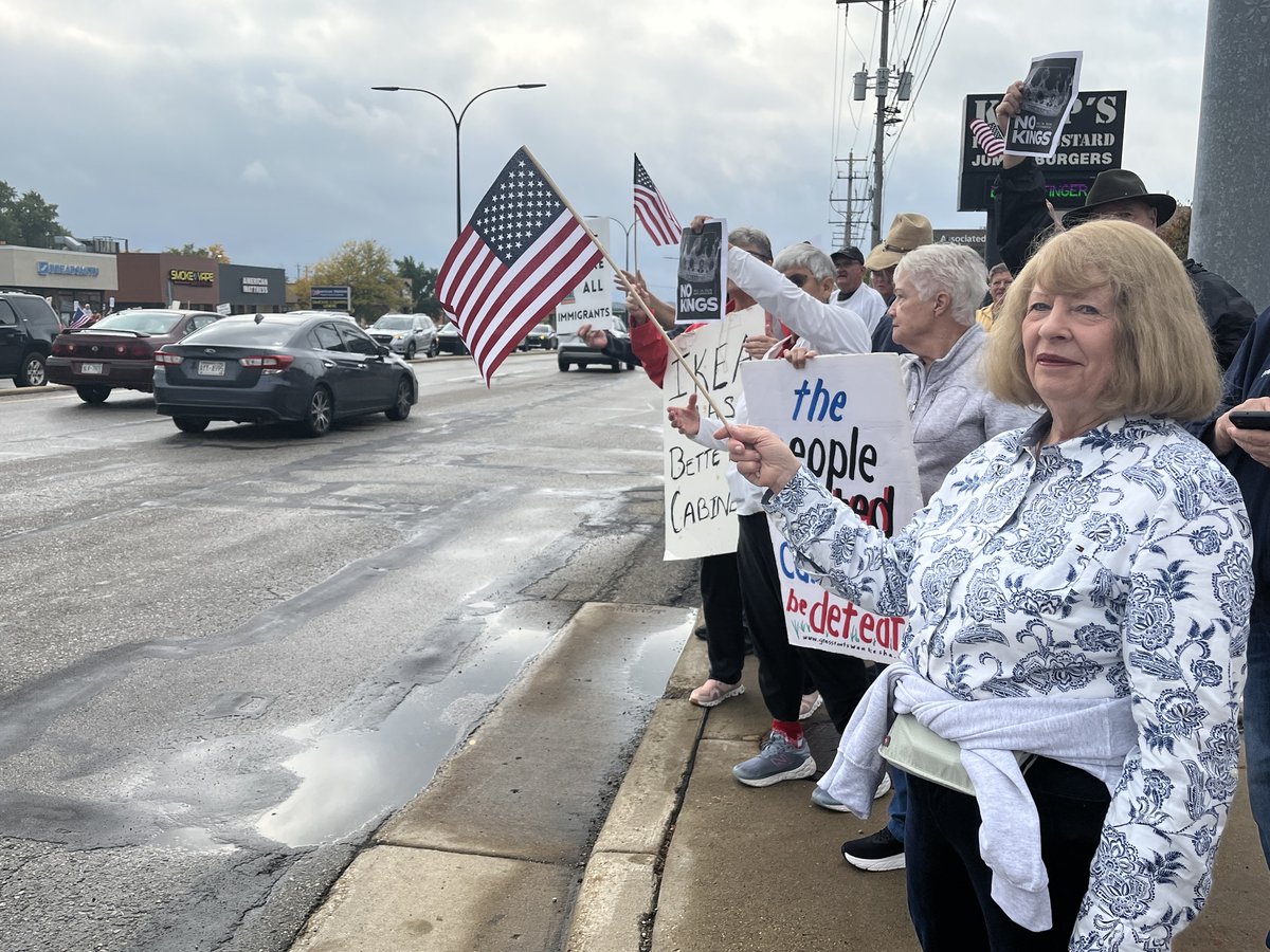 gregoryjon's tweet image. Milwaukee&apos;s #NoKings disaster