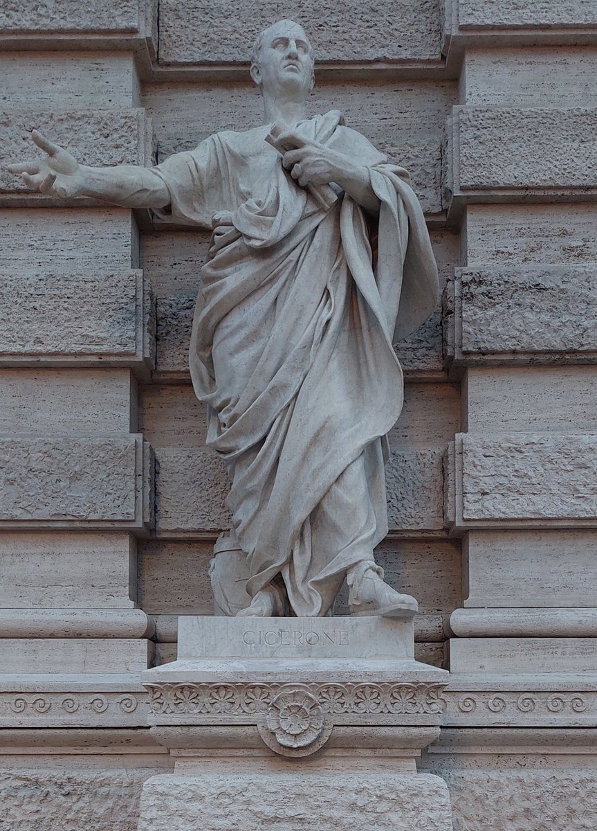 Izdevās satikt, bet ne aprunāties. Tādi nerunīgi..