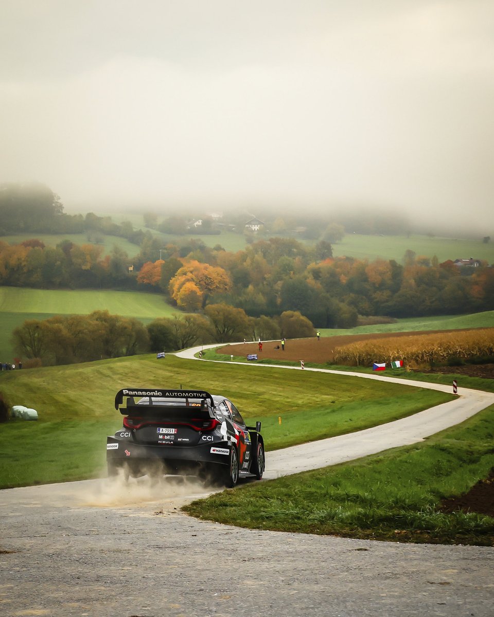 JonneHalttunen's tweet image. Long and challenging day at the office but it worth it! 
We are leading tonight 👌

We had good feeling whatever conditions we faced. But we know that tomorrow is also a big day with tight battle for points! 

#wrc  #jonnehalttunen #codriver #konnegroup #marinefi #pikiteam