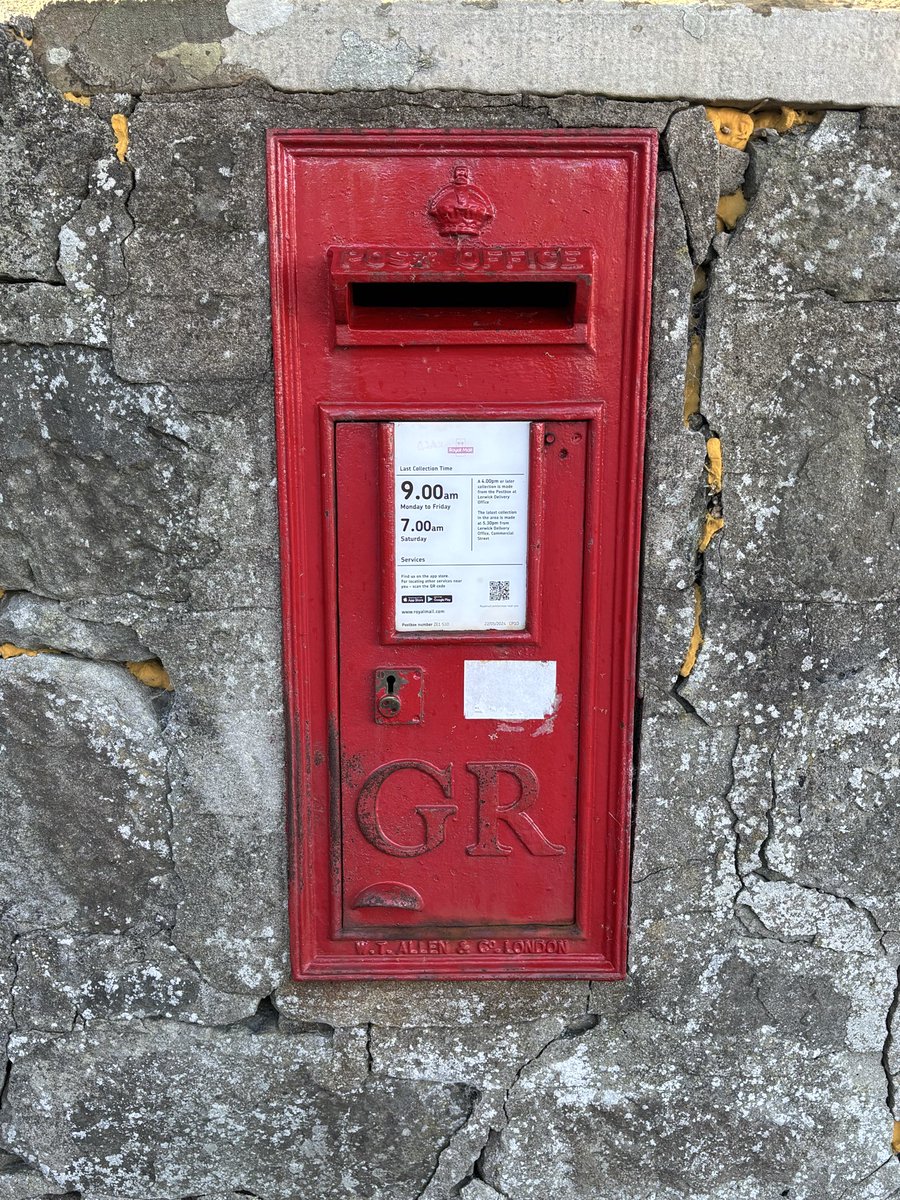 A lovely Wall Box in Lerwick. #PostboxSaturday #Shetland