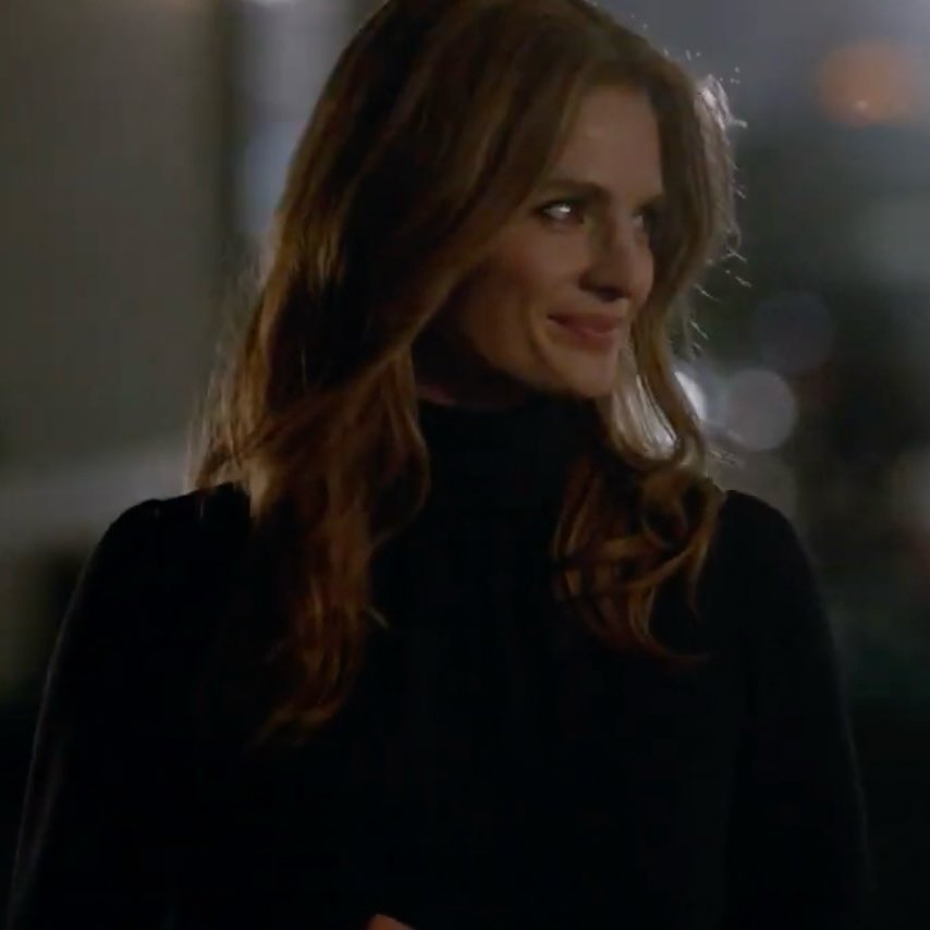 *ignores the introduction of the loksat storyline to focus on how insanely hot and powerful and badass and sexy kate looks*