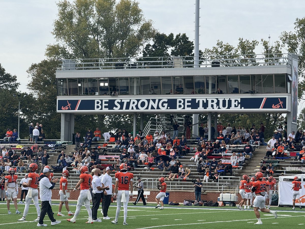 StantonKapla's tweet photo. Thanks @HopeCollegeFB for the hospitality today. Great turnout &amp; W! @CoachJArnold4 @CoachHawken @PStuursm https://t.co/6b9CtsCITW