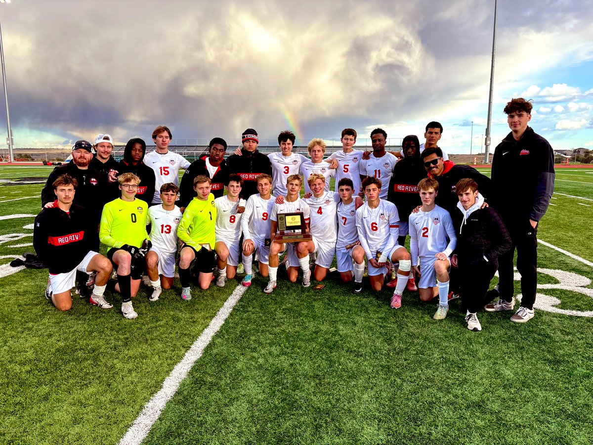 It wasn’t the final score we wanted, but to reach the State Championship is an incredible accomplishment by this group of amazing individuals😤 Thank you for the work put in both during the season and everything during the off season. Keep those heads up boys! #StateRunnerUp