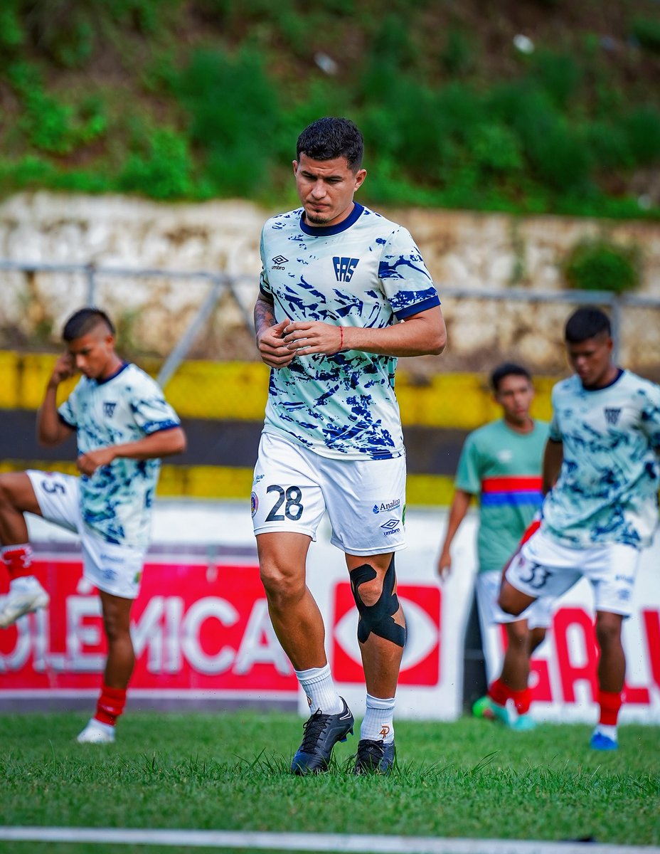 #DeDeportes | #PrimeraDivisión

Comenzó el segundo tiempo

En el Toledo Valle ya se disputan los segundos 45 minutos del partido. Los tigrillos a remar contra la corriente.

#Zacate 1-0 #FAS
Foto Cortesía / #DiarioElSalvador