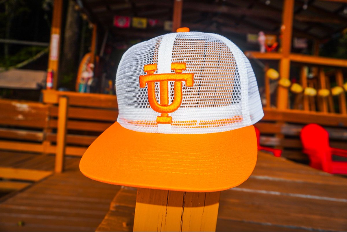 BadDayHatCoTenn's tweet image. Game day give away!! Y’all know the rules!!!

1. The VOLS gotta win!
2. You must follow @BadDayHatCoTenn 
3. You must repost and like this post. 

Man I hope I’m giving away a few hats after this! Go vols!!!