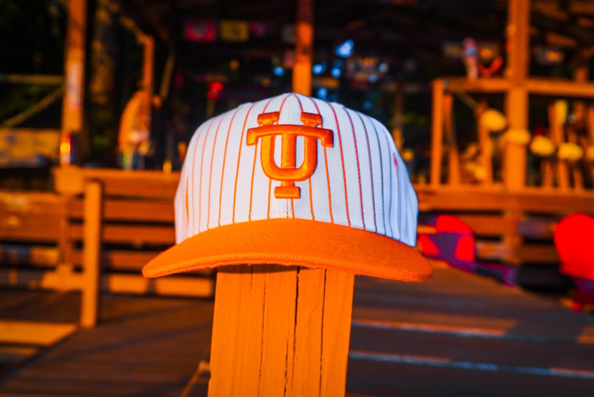 BadDayHatCoTenn's tweet image. Game day give away!! Y’all know the rules!!!

1. The VOLS gotta win!
2. You must follow @BadDayHatCoTenn 
3. You must repost and like this post. 

Man I hope I’m giving away a few hats after this! Go vols!!!