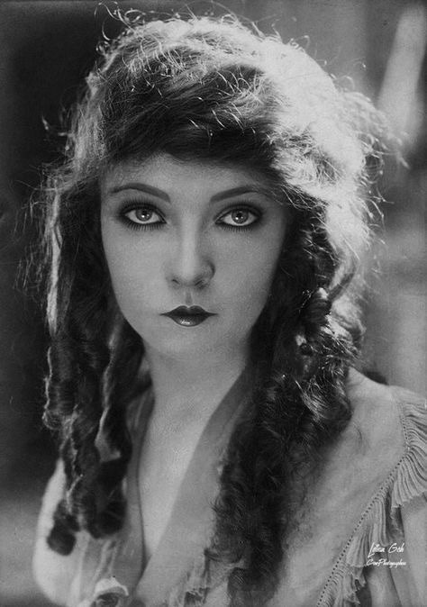 Lillian Gish