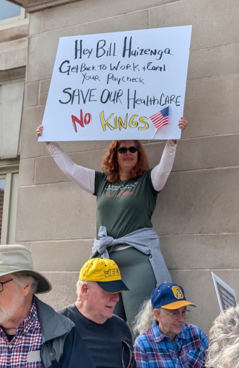 A #NoKings message for congressman <a href="/billhuizenga/">Bill Huizenga</a> 👇