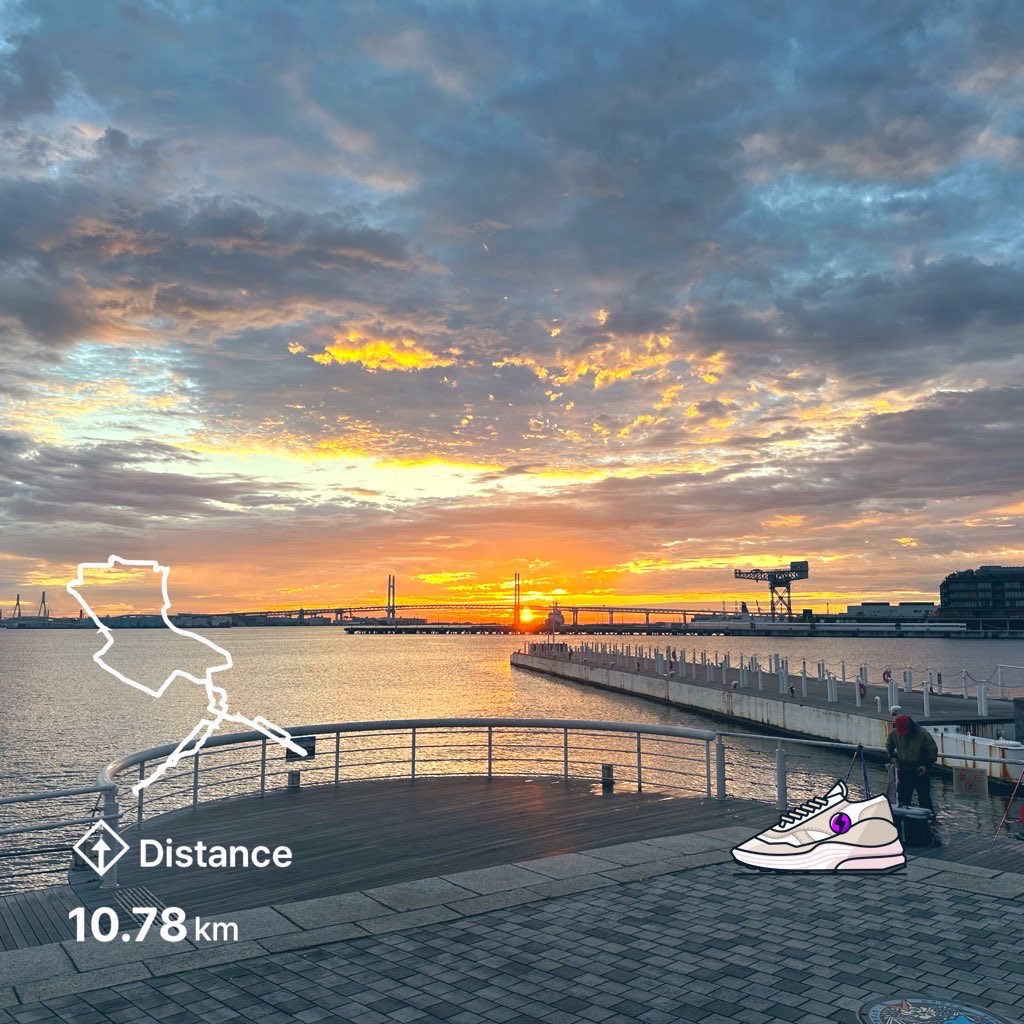 yorufuka_ADA's tweet image. 朝ラン10km完走🌅
静かな朝の風が、少し眠たい心をリセットしてくれる。
今週もよく頑張ったね。自分を労わる日曜日を🌿

#夜更かしのADA
#superwalk 84417663
#stepapp 45BEC8B
#stepn 18656750