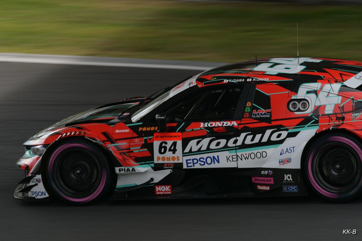 negishio_lv's tweet image. おはしお❤️‍🔥❤️‍🔥
スーパーGT Rd.7 決勝日!!
64号車は8番手からスタートです!!グリッドはねぎしお担当🧂

そして今回はDUNLOPさんのピンクリボン月間🎀
マシンにもオーポリ限定のピンクのロゴがありますので、ぜひ見てみてね💓
 #Modulo64