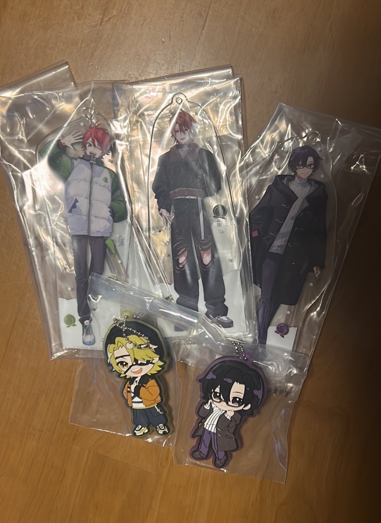 s_s_04__'s tweet photo. <交換>
カラフルピーチ 一番くじ
いつもの場所で待ち合わせ  からピチ

譲：ラバーチャーム たっつん⚡️もふ 👓
　アクスタ じゃぱぱ 🦖 もふ 👓 うり🎸

求：ラバーチャーム どぬく 🦊
　　アクスタ ゆあん 🍗 どぬく🦊

Yahooフリマでの交換または郵送希望しています。
お気軽にお声掛けください！ https://t.co/Tq5XyKkuZB