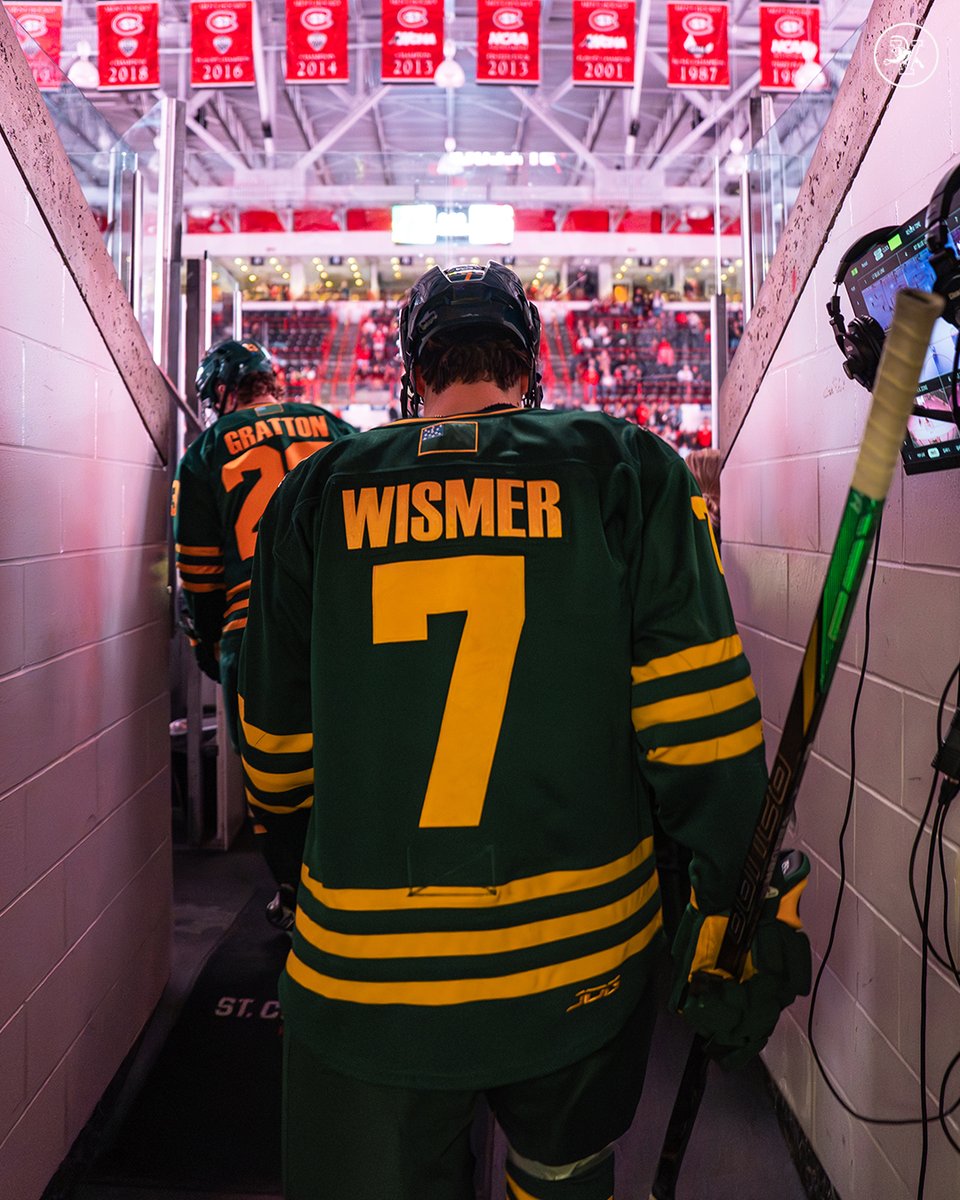 Game 2⃣ on deck!
#802Hockey