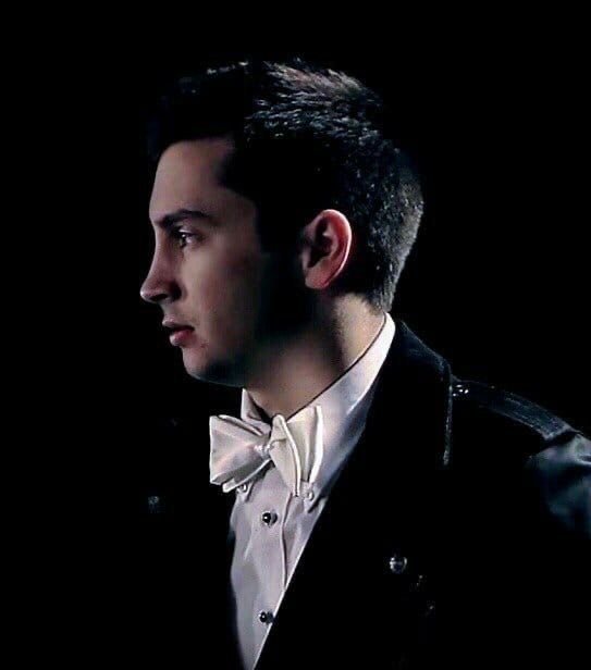 DAY 125 of posting pics of <a href="/tylerrjoseph/">tyler jøseph</a> since he wont post one teeny tiny picure himself